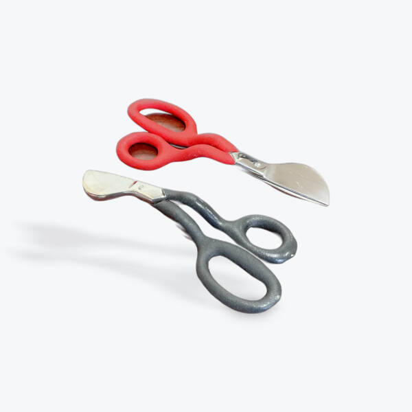 Duckbill scissors