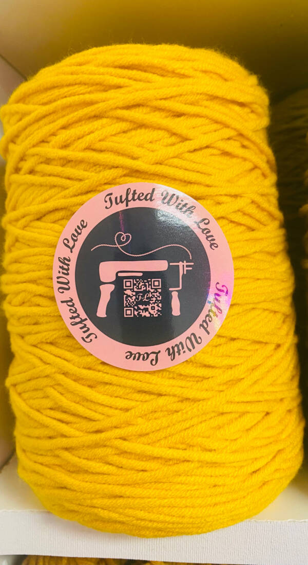 Acrylic 8 ply Tufting Yarn 03